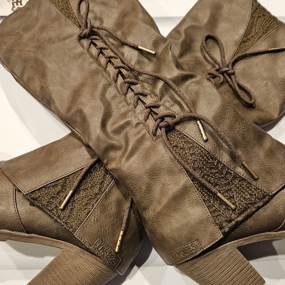 š©ā”Muk Luks Leo Stacked Heel Winter Boots - Picture 2 of 6